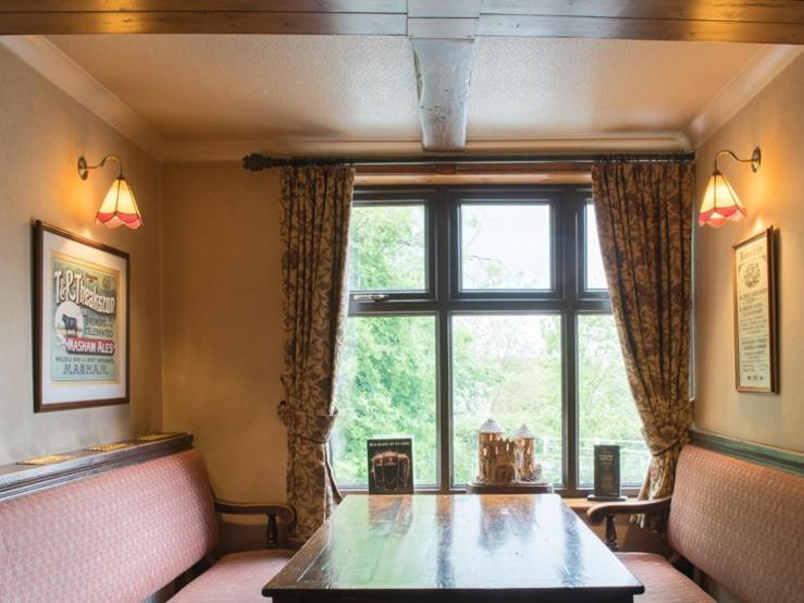 The Olde Peculiar Hotel Rugeley Buitenkant foto